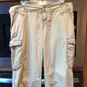 DKNY Active Crop/Capri Cargo Pants Tan 8